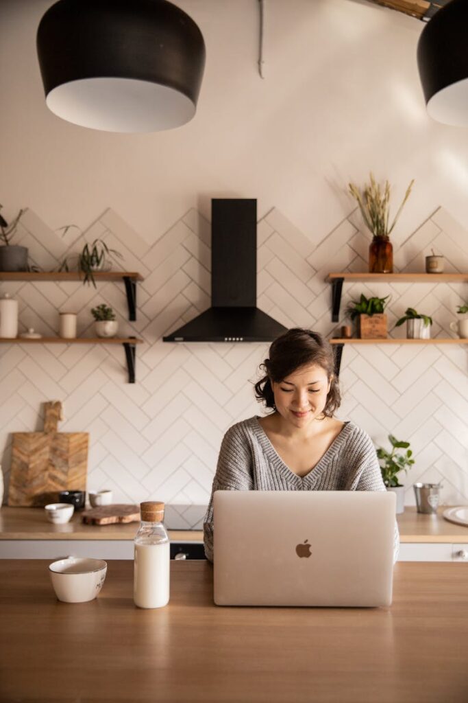 Streamline your ecommerce process by easily connecting your business account info to your store for maximum value.